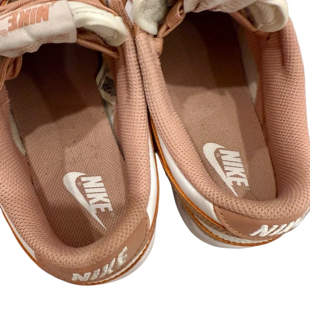 Nike Whisper Rose Dunk Lows Size 8